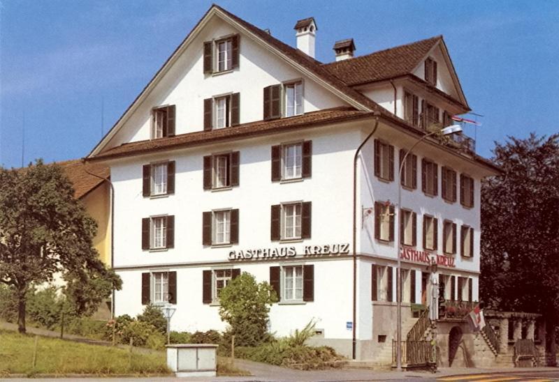 Gasthaus Zum Kreuz メッゲン エクステリア 写真